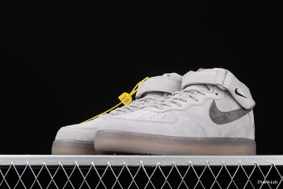 Champ '07 x Grey Reigning Force Mid Light 1 807618-208 Black Air Nike 1109